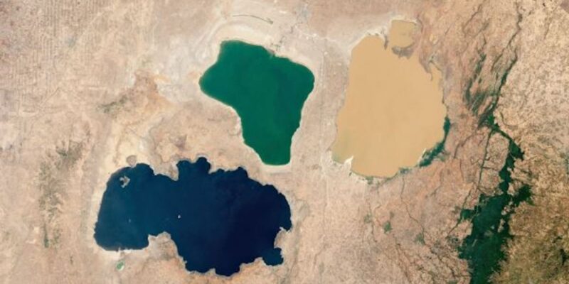 Shala Lake (blue), Abijatta Lake (green), Langano Lake (yellow)